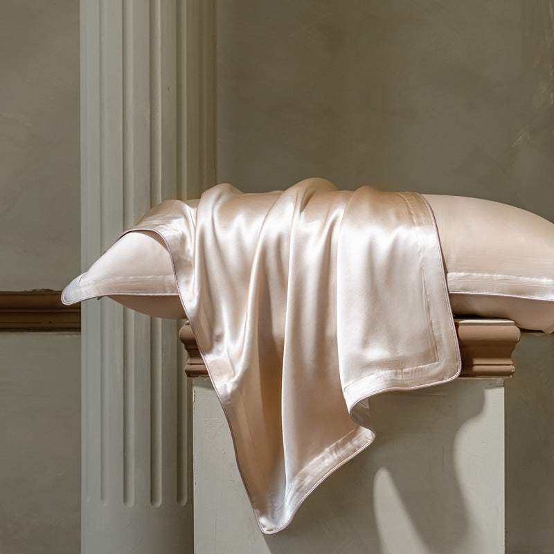 Mulberry Silk Pillowcase — with accessories